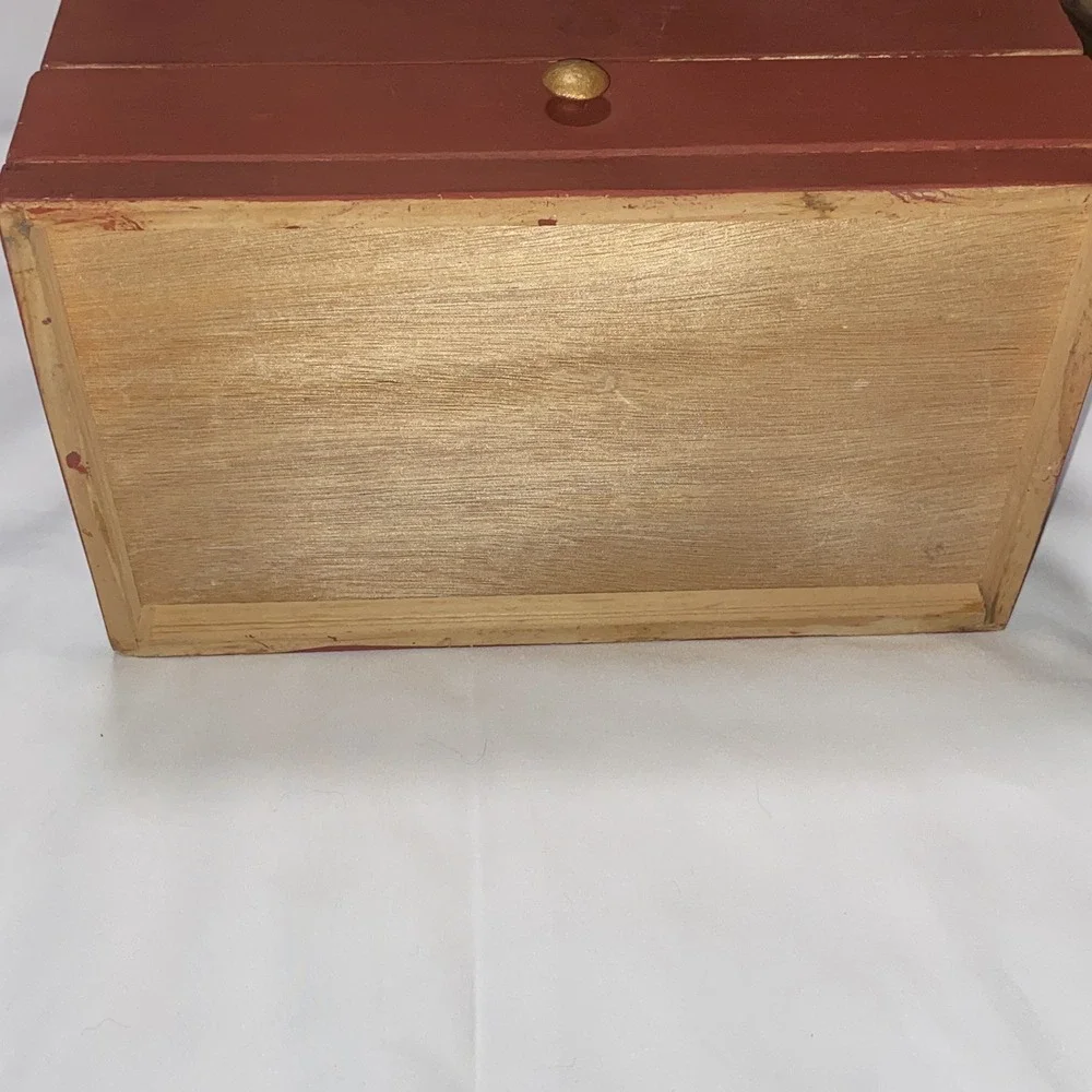 Vintage Sewing Work Box with Duel Pincushions and Drawer  velvet inside‎ top